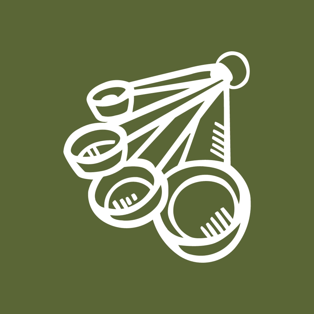 Measuring Spoon Set Icon on an Olive Green Background
