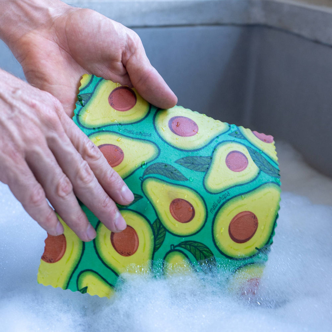 Washing Avocado Print Beeswax Meli Wraps® | Keeping It Pretty @ Spice Craze®